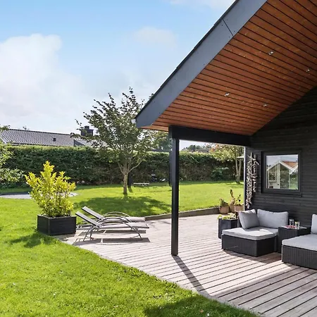 Cozy In With Sauna בית נופש *