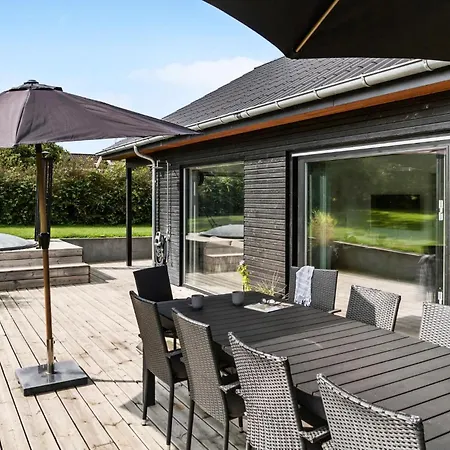 Cozy In With Sauna בית נופש *